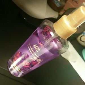 Victoria secret perfume /body mist reserved