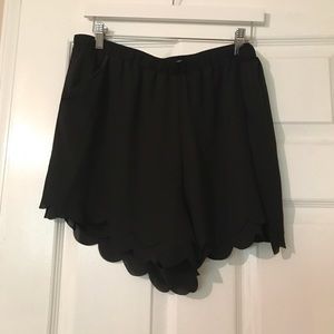 Lauren Conrad Scalloped Hem Shorts