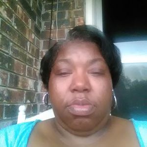 Meet your Posher, Maglene