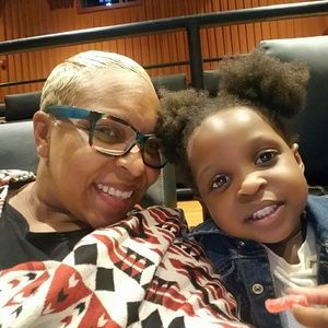 Meet your Posher, Michele