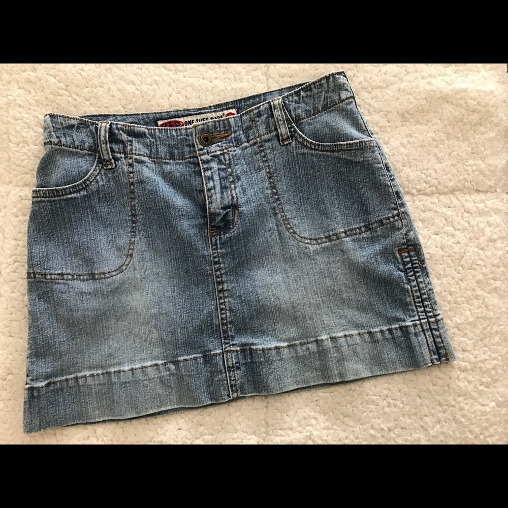 Denim skirt 🌟😋