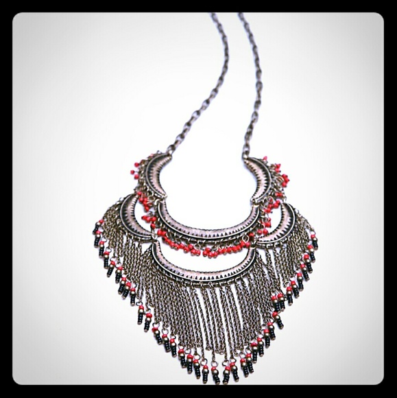 Free People Jewelry - ⚡SALE⚡🆕Free People Fine Fringe Collar🔥