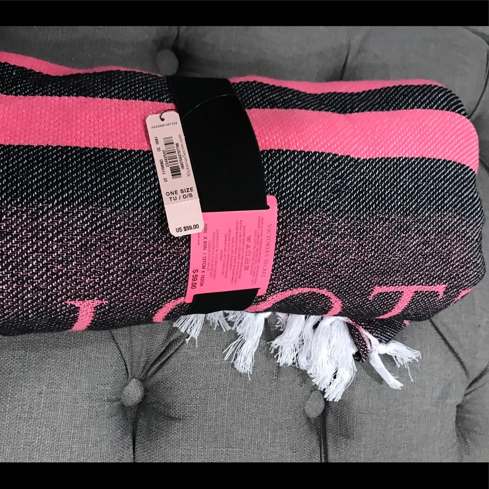 Victoria Secret Throw Blanket Large Size New