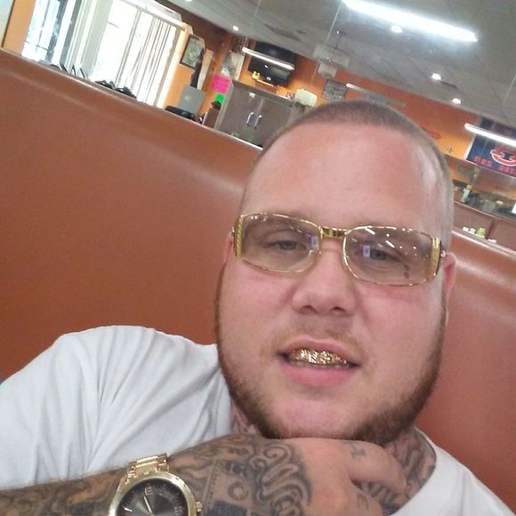 Meet your Posher, Devin - Picture 1 of 1