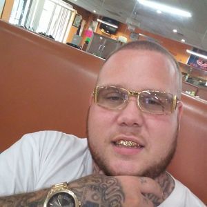 Meet your Posher, Devin