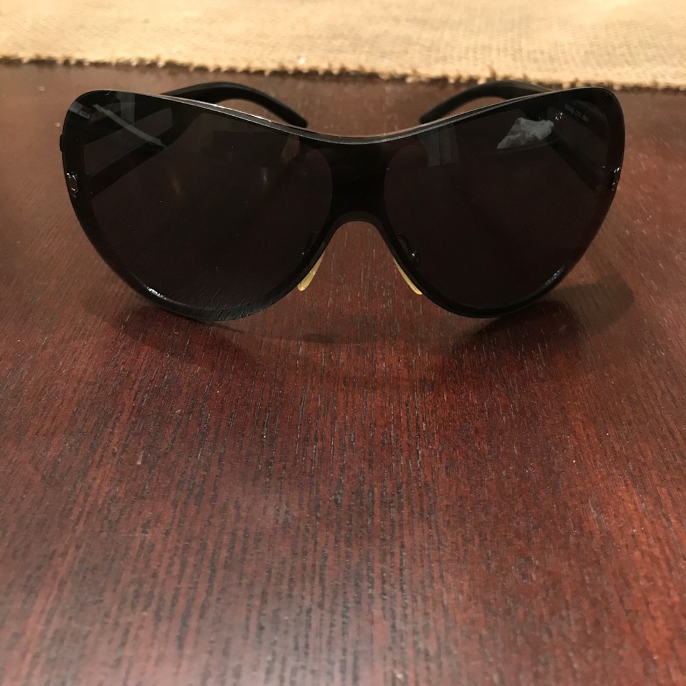 Police brand aviator sunglasses