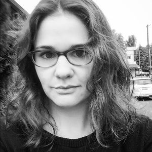 Meet your Posher, Madeline