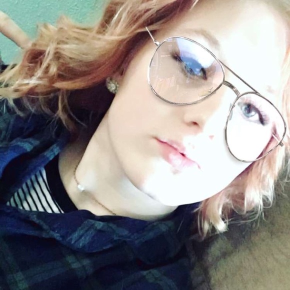 Meet your Posher, Felicity - Picture 5 of 5