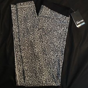 NWOT Nike Pro Dry Fit