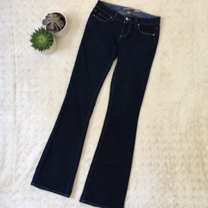 PAIGE Laurel Canyon bootcut dark wash jeans - 25