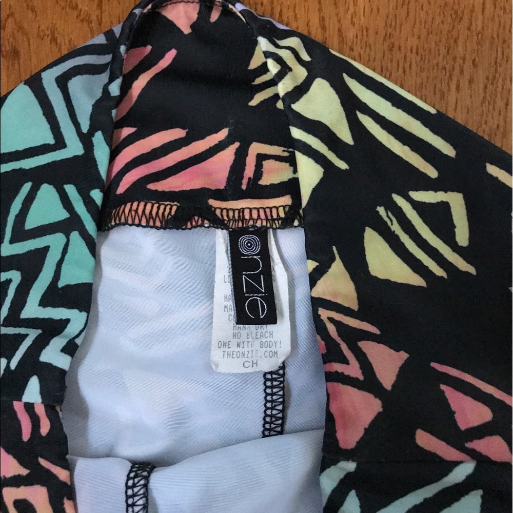 ONZIE - Multi Color Print - Picture 4 of 5
