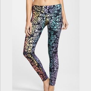 ONZIE - Multi Color Print