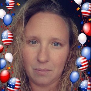 Meet your Posher, Clarissa