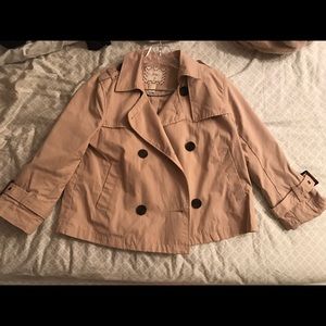 Beige cropped jacket