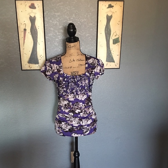 Maurices Tops - ⭕️Cute Top - Maurice's, Ruffled front