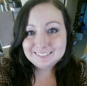 Meet your Posher, Rayne