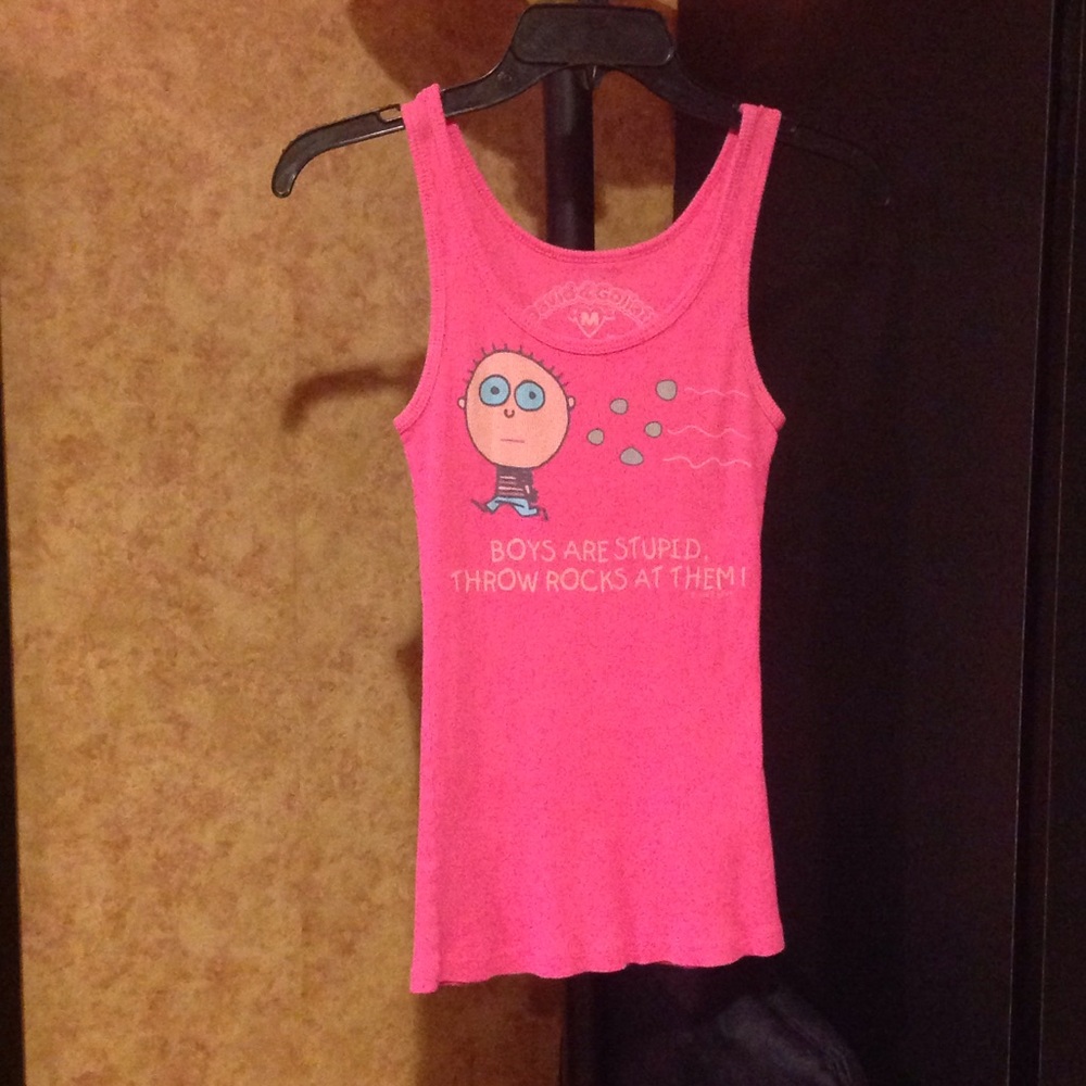 Woman's slim fit pink ribbed tank top