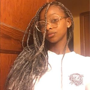 Meet your Posher, Amber