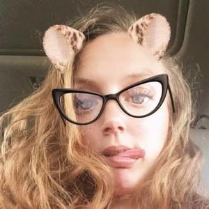 Meet your Posher, Liz