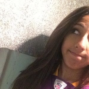 Meet your Posher, Arzoo