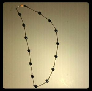 .925 and blAck pearl necklace