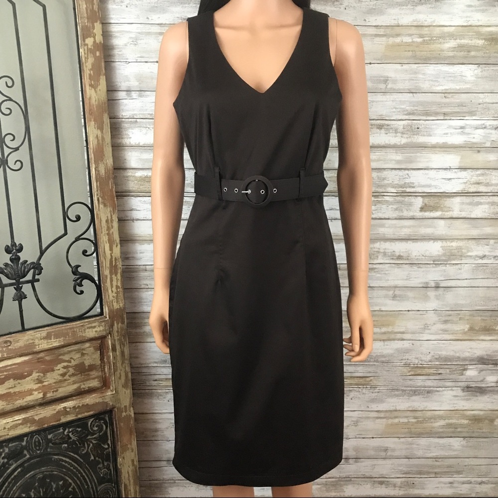 Worthington stretch brown v neck dress size 6.