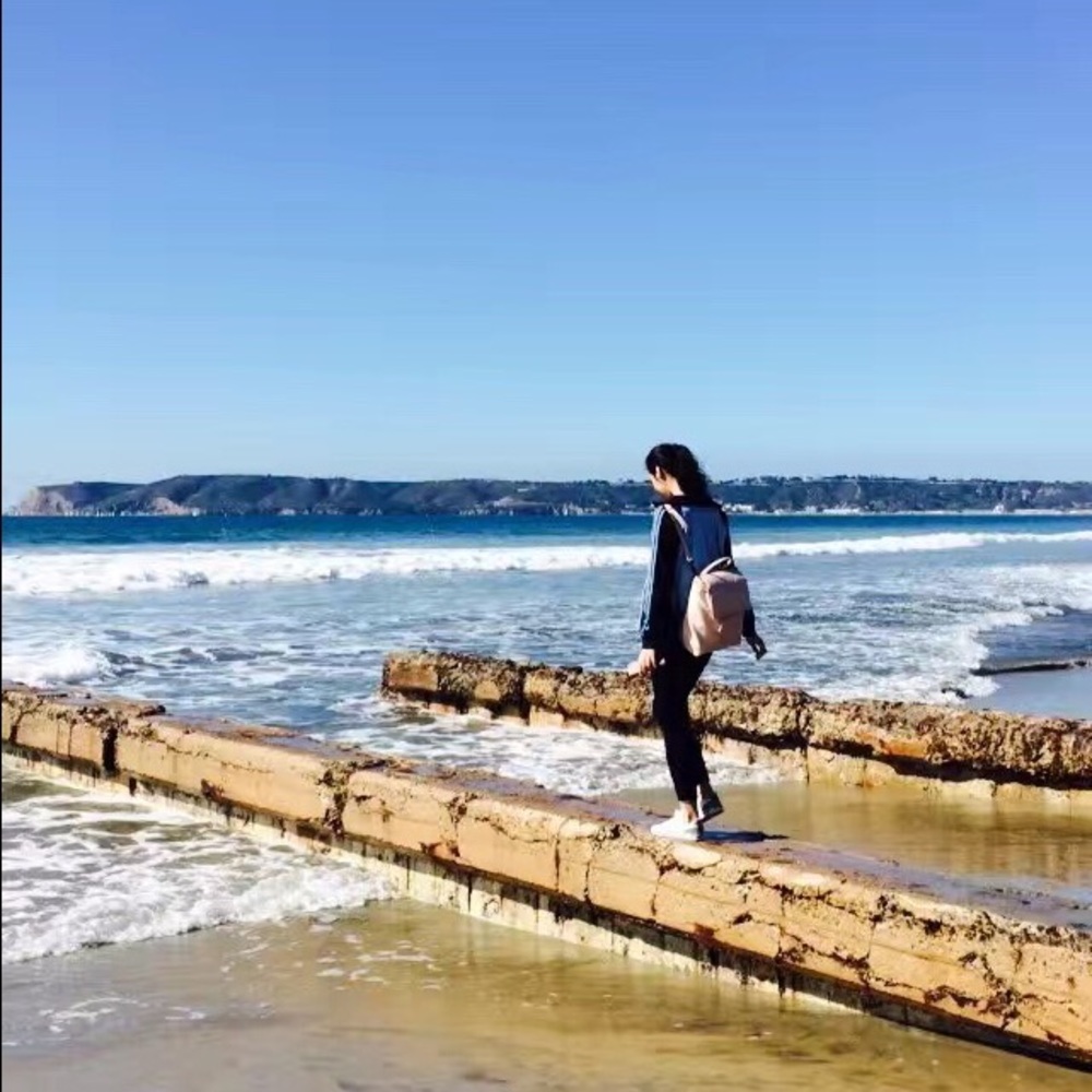 Meet your Posher, Jingwen