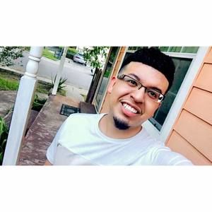 Meet your Posher, Luis