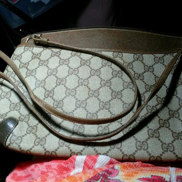 Gucci clutch with strap - Picture 2 of 4