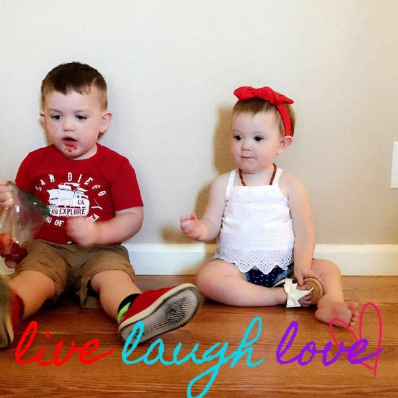 Meet your Posher, Stephanie - Picture 1 of 1