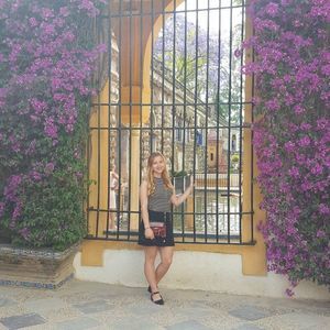 Meet your Posher, Ellie