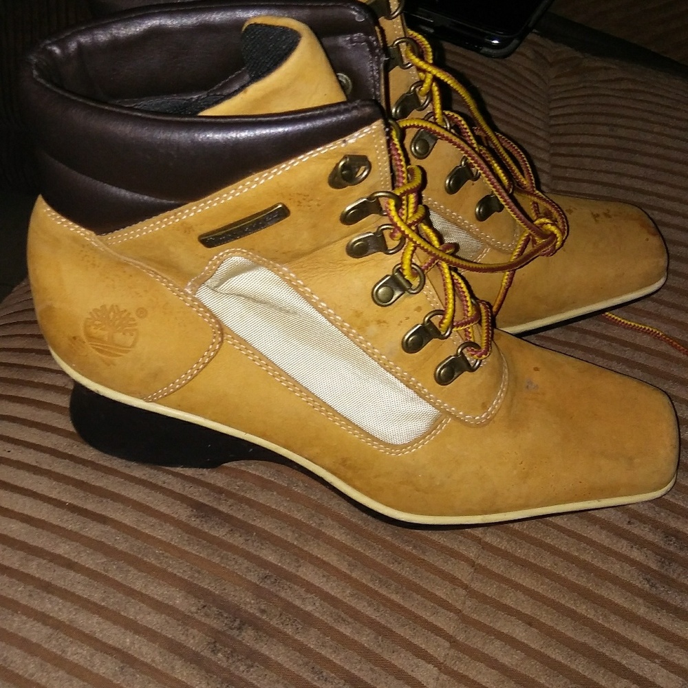Womens Timberland heel boots