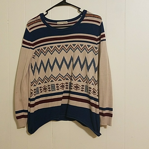 Aztec sweater - Picture 2 of 3