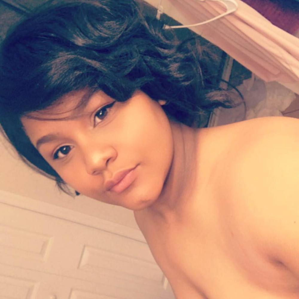 Meet your Posher, Carliannys