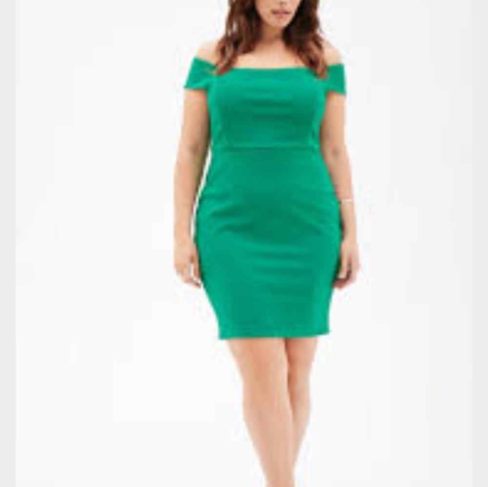 Women's Green Plus Size Off-the-shoulder dress