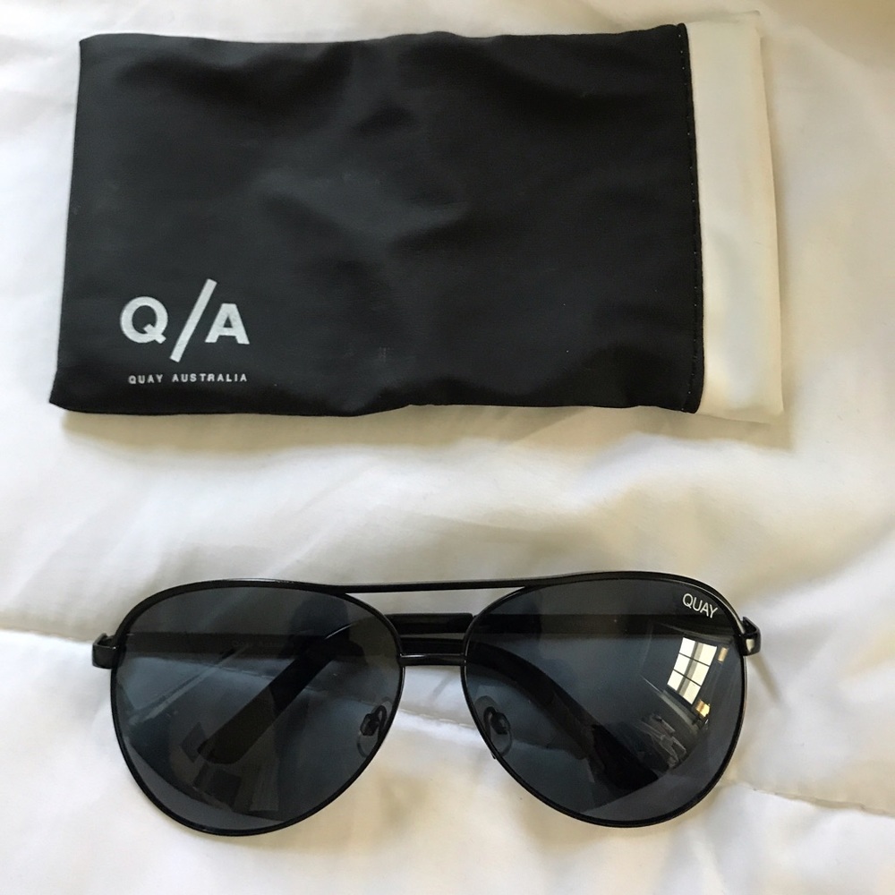 QUAY AUSTRALIA black oversized sunglasses