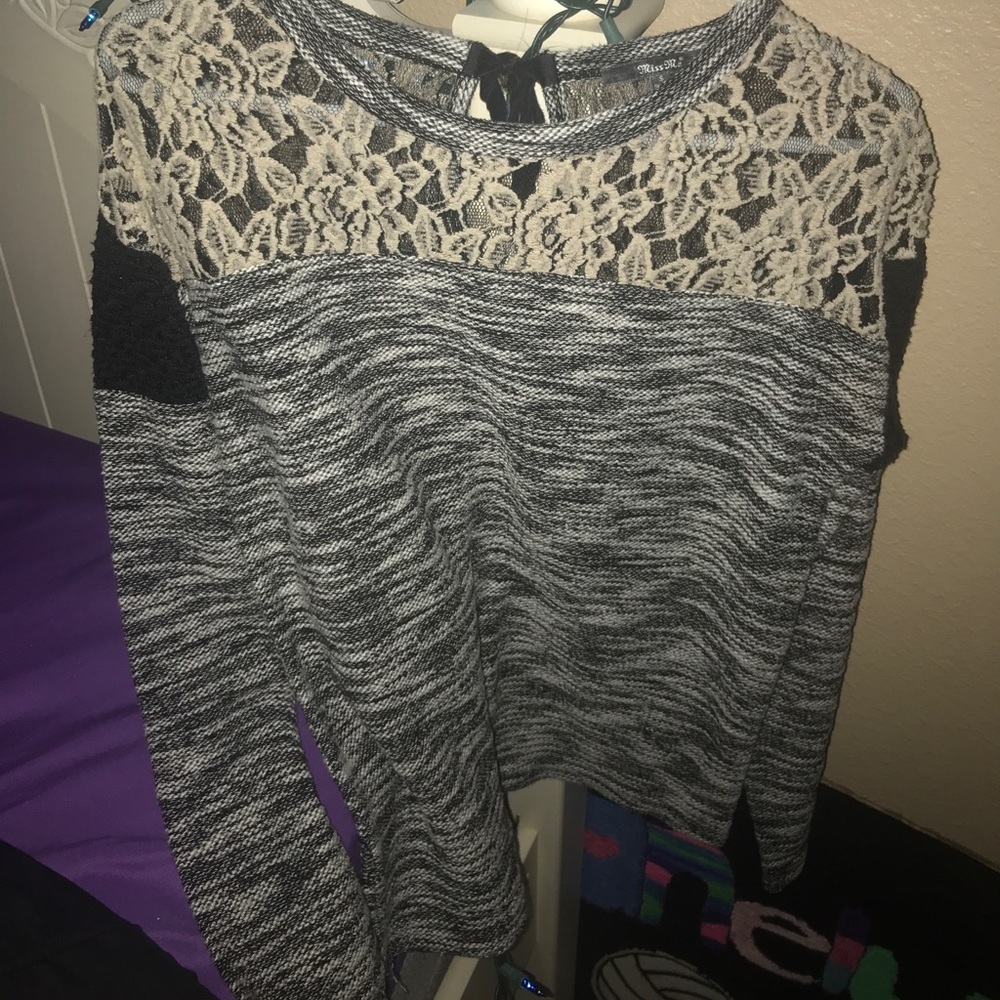 Cute long sleeve shirt