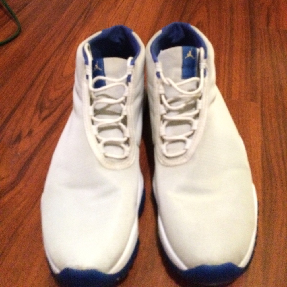 Jordan Future - Picture 2 of 2