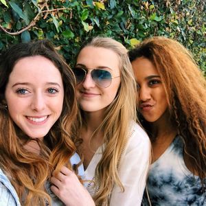 Meet your Posher, Ella