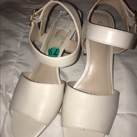 Calvin Klein heels - Picture 2 of 5