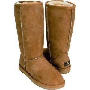Tall chestnut Uggs