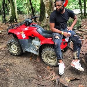 Meet your Posher, Will