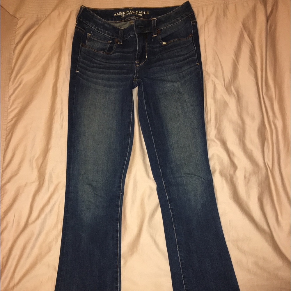 American Eagle Skinny Kick dark denim jeans!