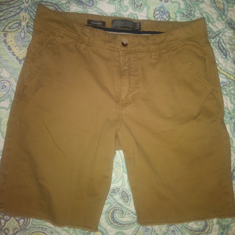 Beigh Jean shorts taylord  fit