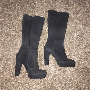 Steve Madden 7.5 black suede boot heels