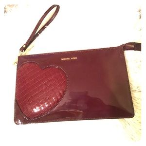 Michael Kors Daniela LG Leather Wristlet