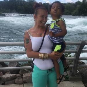 Meet your Posher, Amy