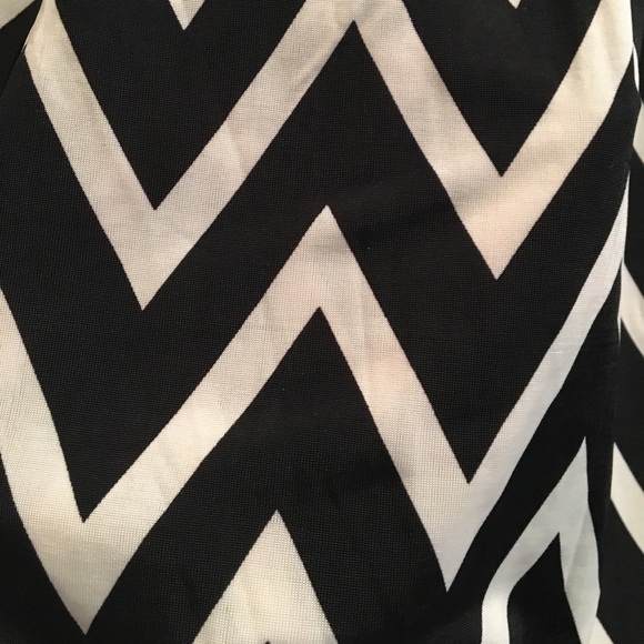 Chevron Black & White Dress! - Picture 2 of 5