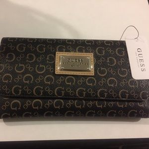 Guess wallet
