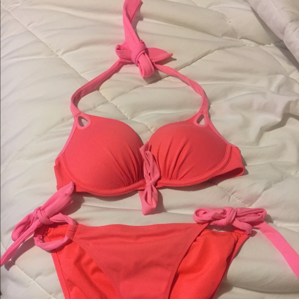 Victoria's Secret bikini